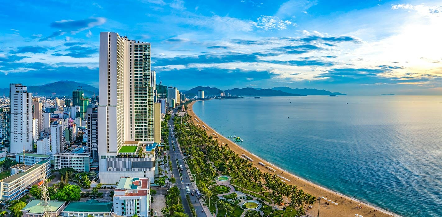 Bãi biển Nha Trang đường Trần Phú 